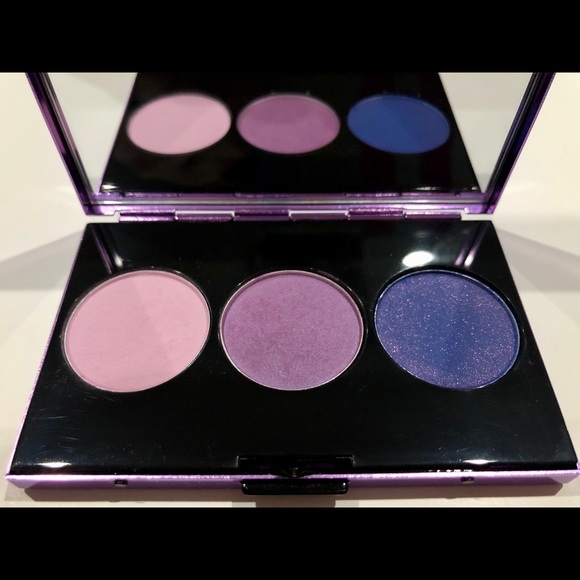 M•A•C Cosmetics Rare “Dame Edna” Set - Picture 7 of 9